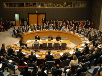 مجلس الأمن يطالب الأطراف اليمنية بالتعاون مع المقترحات الأممية لتحقيق السلام في اليمن