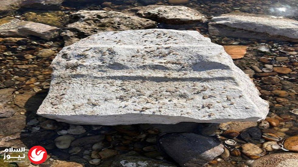 بسبب الجفاف.. نهر الدانوب يكشف عن مذبح روماني نادر للإله جوبيتر عمره 18 قرناً