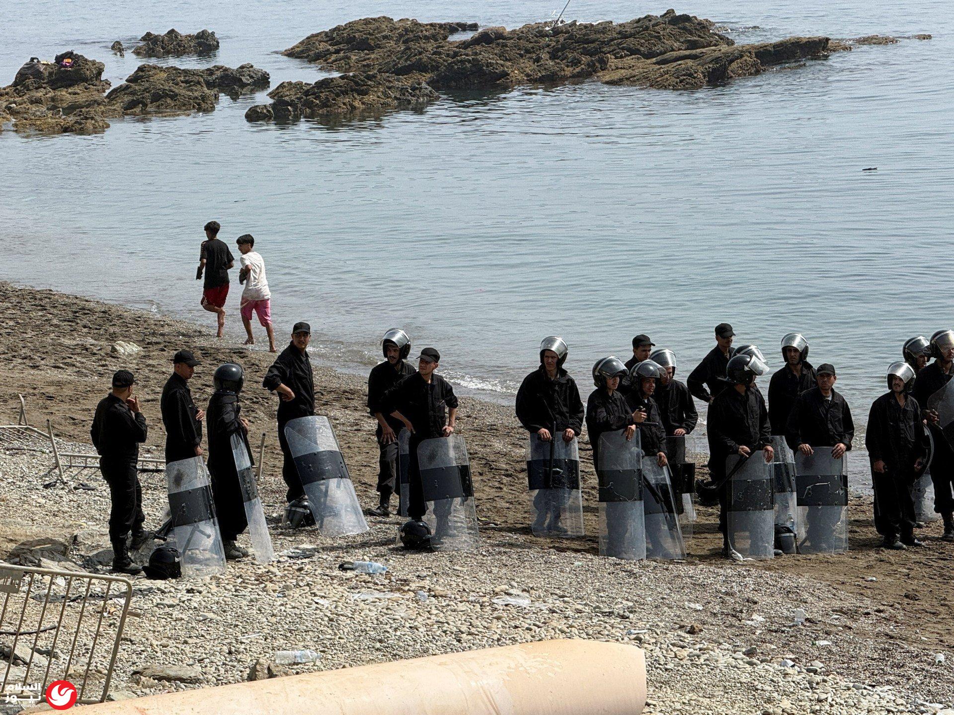 المغرب يستنفر أجهزته الأمنية لإحباط محاولات اقتحام سبتة المحتلة