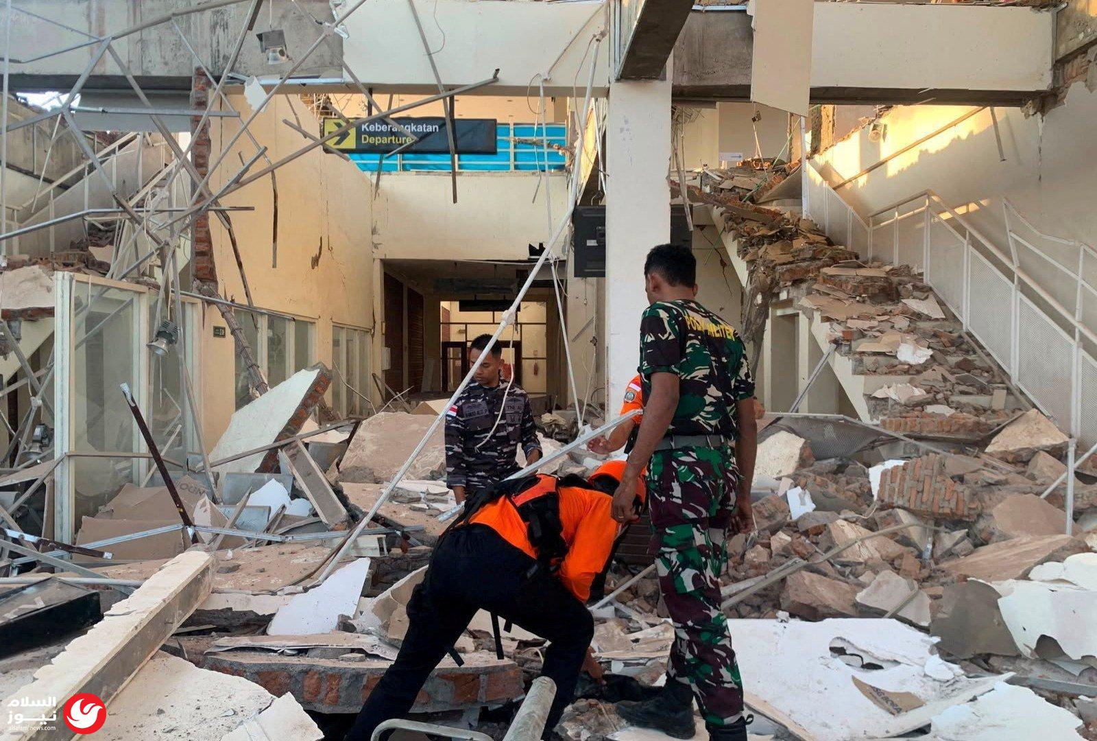 إندونيسيا: 5 قتلى ودمار واسع جراء زلزال بقوة 7.7 درجة