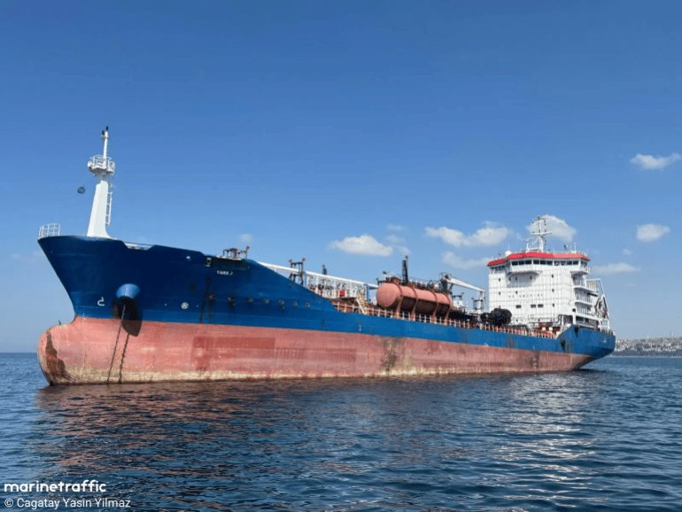 �����