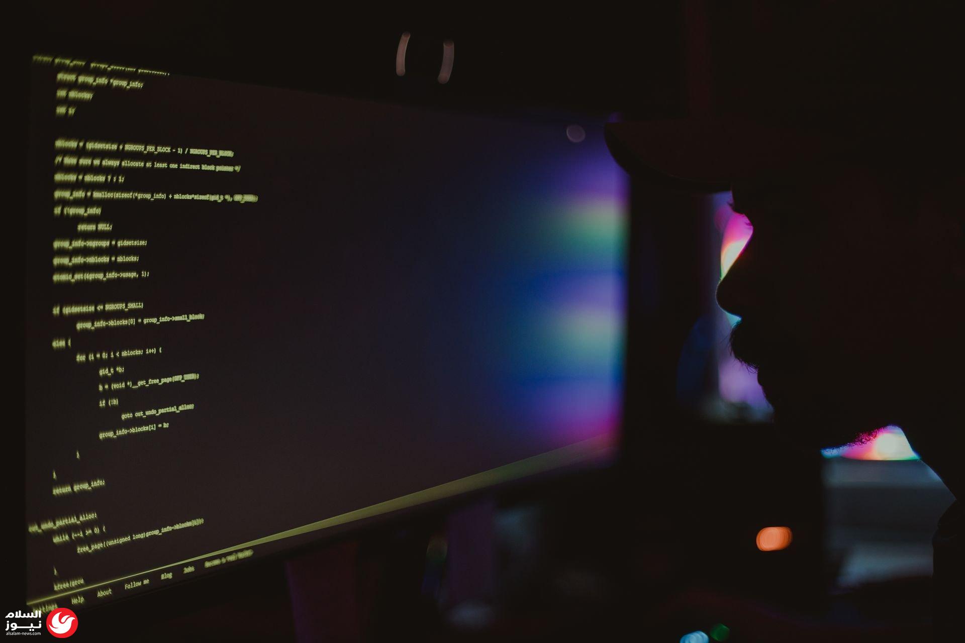 الجاسوس الرقمي في مكتبك: كيف تحول الوكلاء الأذكياء إلى أخطر ثغرة أمنية؟