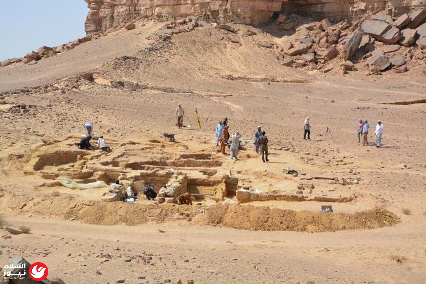 أقدم علامة تجارية في التاريخ.. كيف سحرت فخاريات واحة قُرَيّة العالم القديم قبل 3200 عام؟