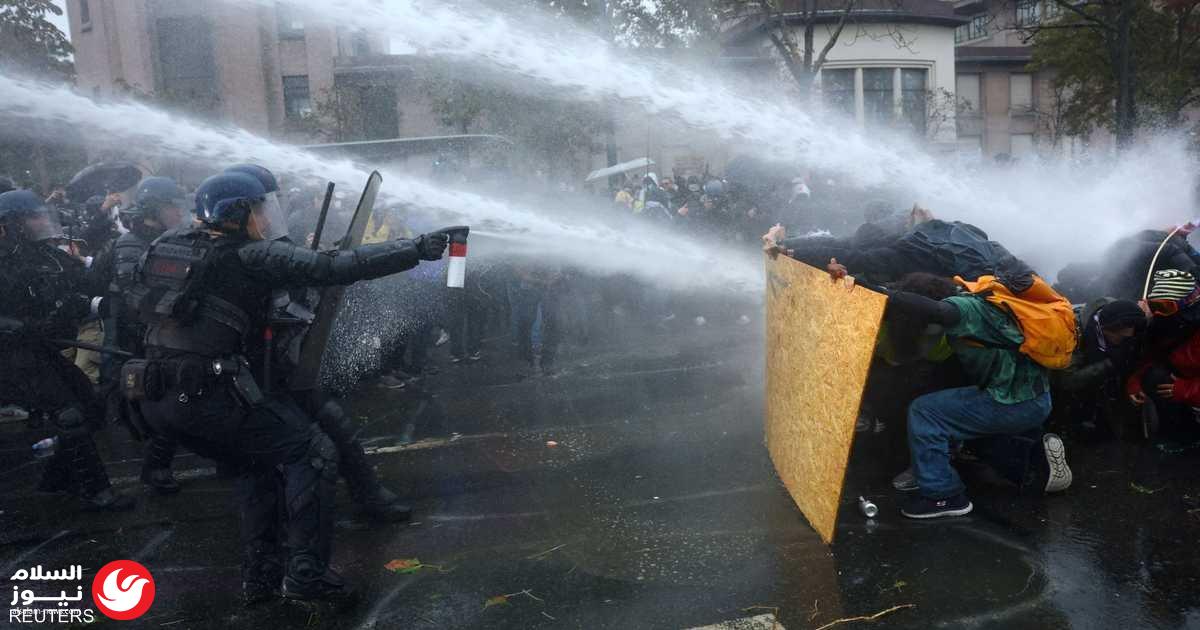 فرنسا: 410 آلاف متظاهر واستنفار أمني واسع وسط مواجهات في باريس وليون