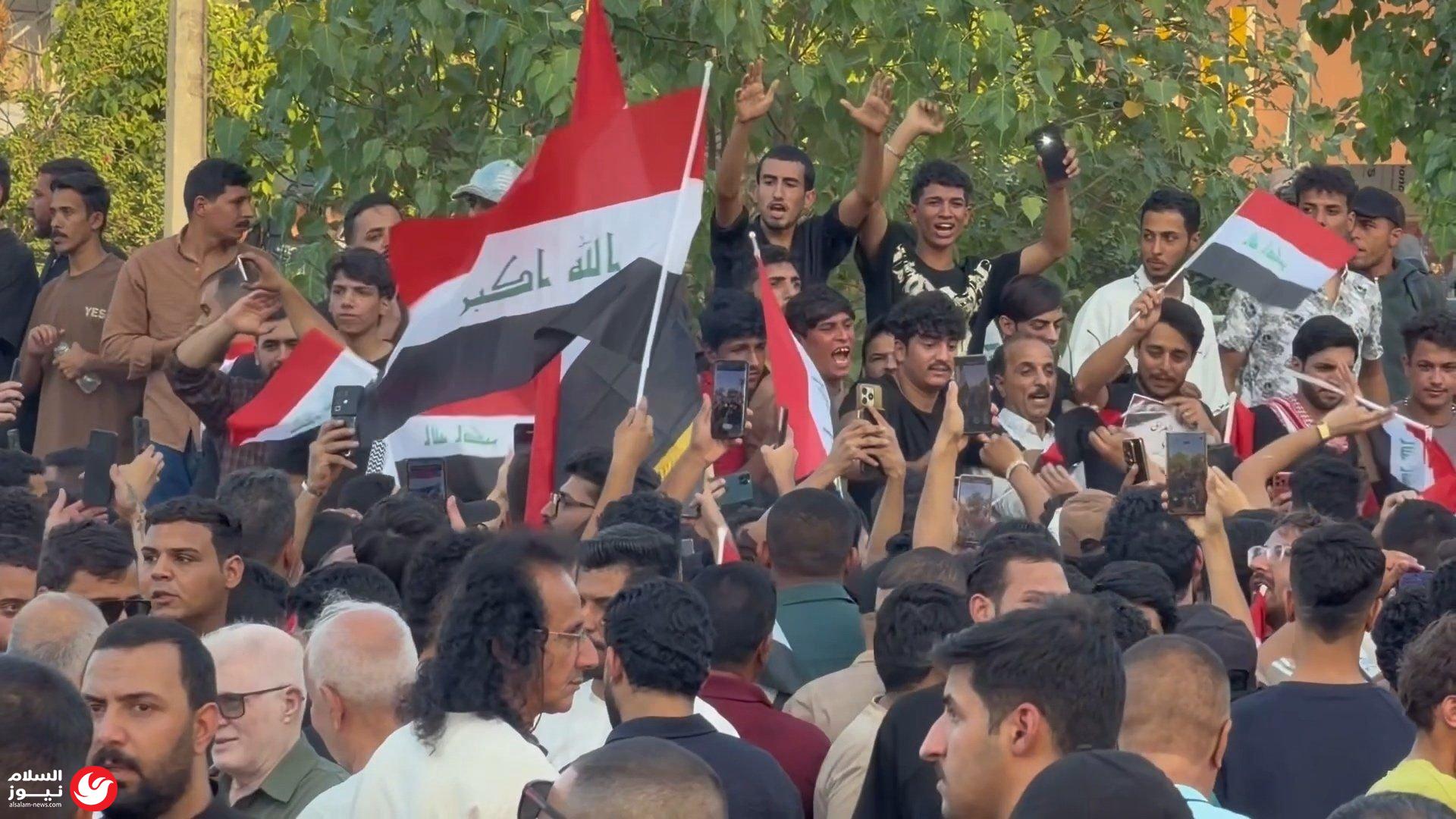 بعد 7 سنوات على تشرين.. آلاف العراقيين يعودون إلى ساحة التحرير للمطالبة بالإصلاح