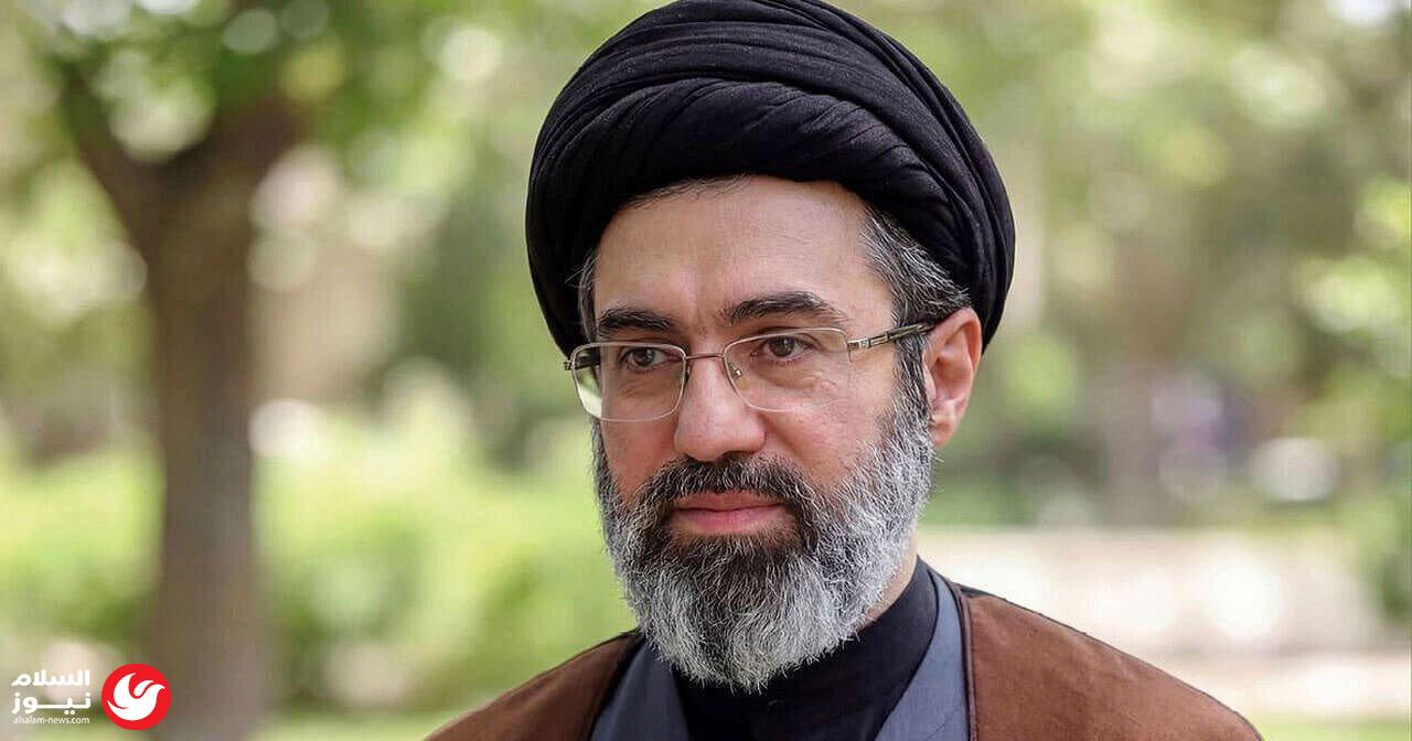 خارطة طريق إيران أقوى.. مجتبى خامنئي يحدد أولويات الحكومة في رسالة أسبوع الحكومة