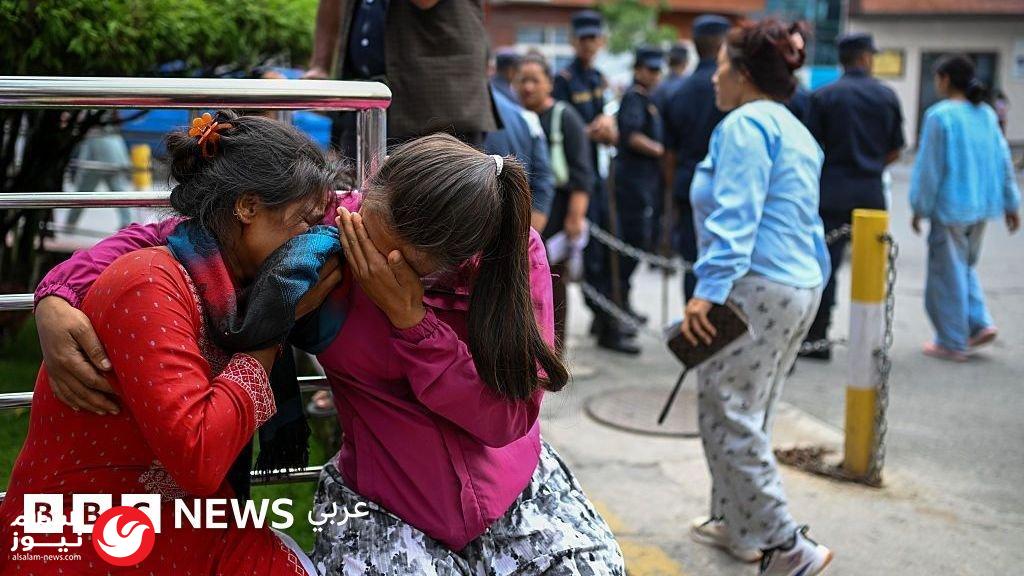 كارثة النيبال: 900 قتيل وآلاف المفقودين وسط سباق مع الزمن لإنقاذ العالقين في الأنفاق
